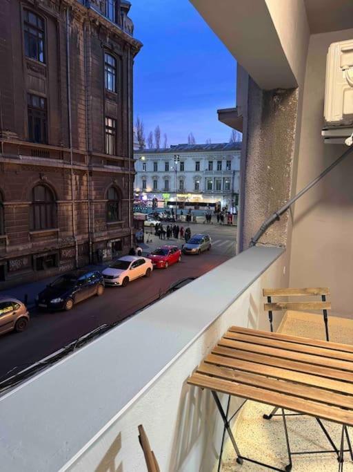 Double Studio Near University Square - 2 Balconies Bukarest Exterior foto